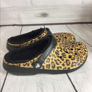 cheetah print crocs with fur